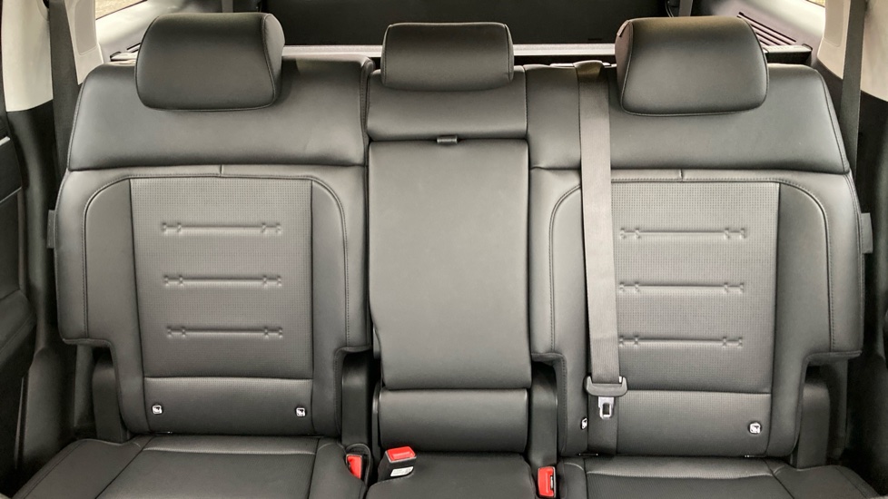 Hyundai SANTA FE 1.6 TGDi 239 Hybrid Ultimate 5dr 4WD Auto Hybrid Estate - Image 15
