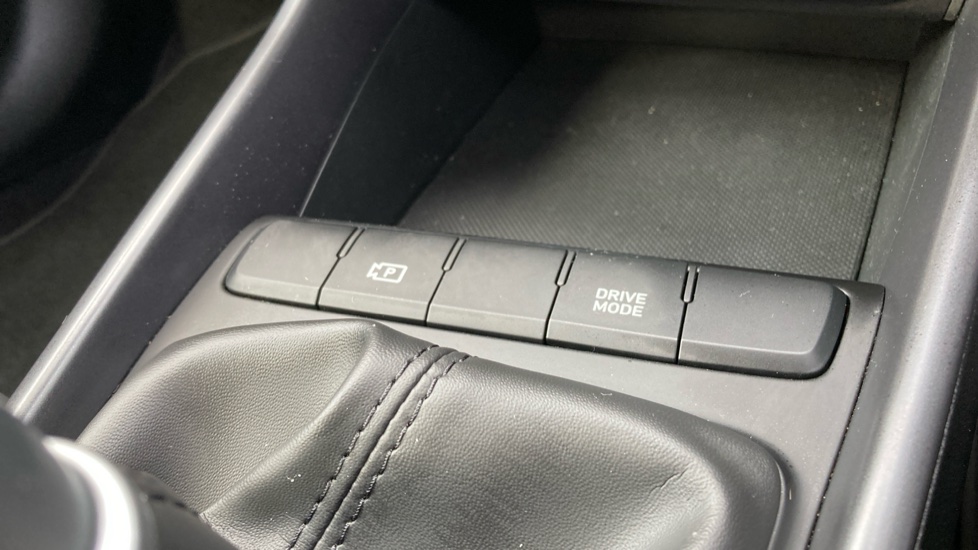 Hyundai i20 1.0T GDi Advance [Nav] 5dr Petrol Hatchback - Image 29