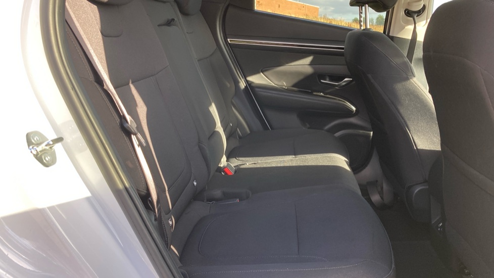Hyundai TUCSON 1.6 TGDi SE Connect 5dr 2WD Petrol Estate - Image 16