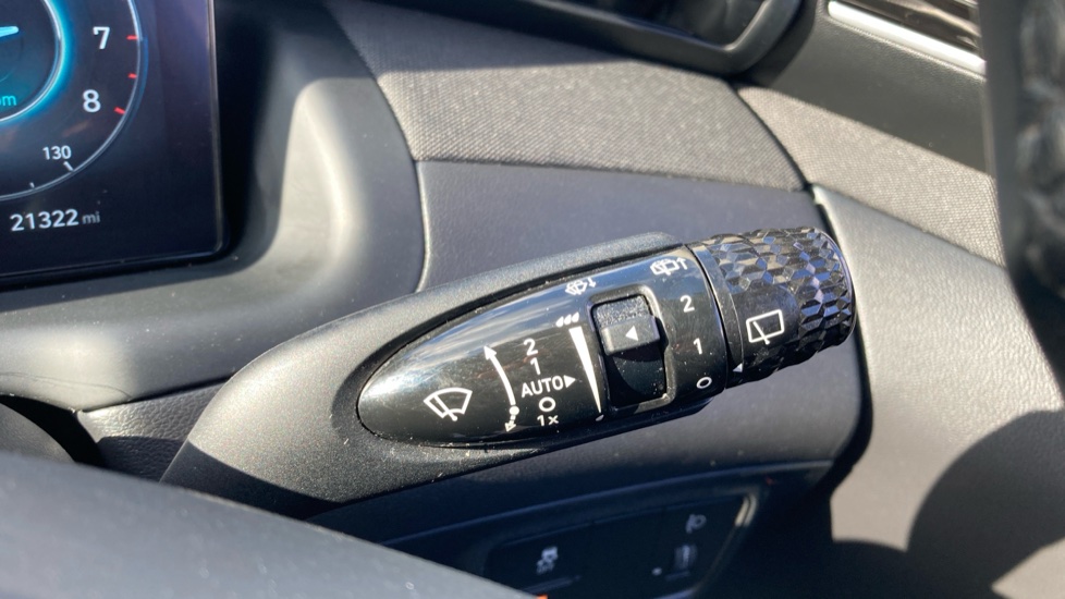 Hyundai TUCSON 1.6 TGDi SE Connect 5dr 2WD Petrol Estate - Image 31