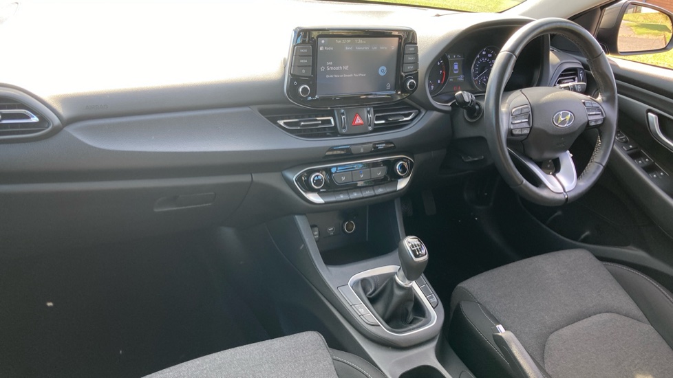 Hyundai i30 1.0T GDi SE Connect 5dr Petrol Hatchback - Image 9