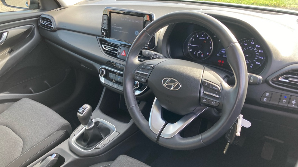 Hyundai i30 1.0T GDi SE Connect 5dr Petrol Hatchback - Image 11
