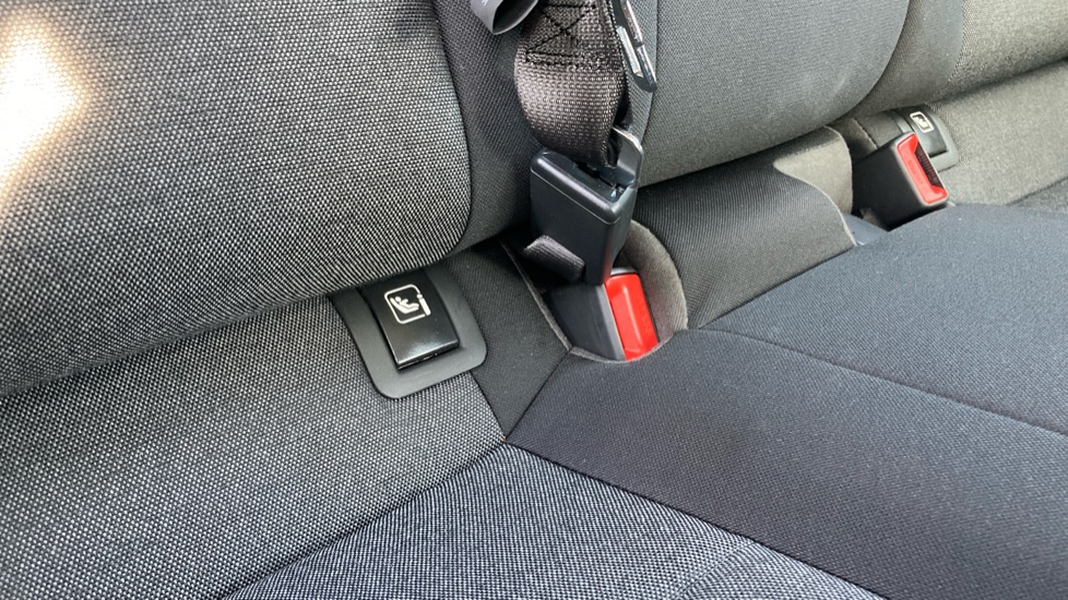 Hyundai i30 1.0T GDi SE Connect 5dr Petrol Hatchback - Image 17