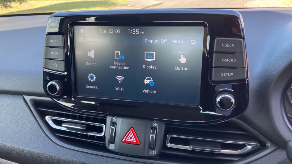 Hyundai i30 1.0T GDi SE Connect 5dr Petrol Hatchback - Image 32