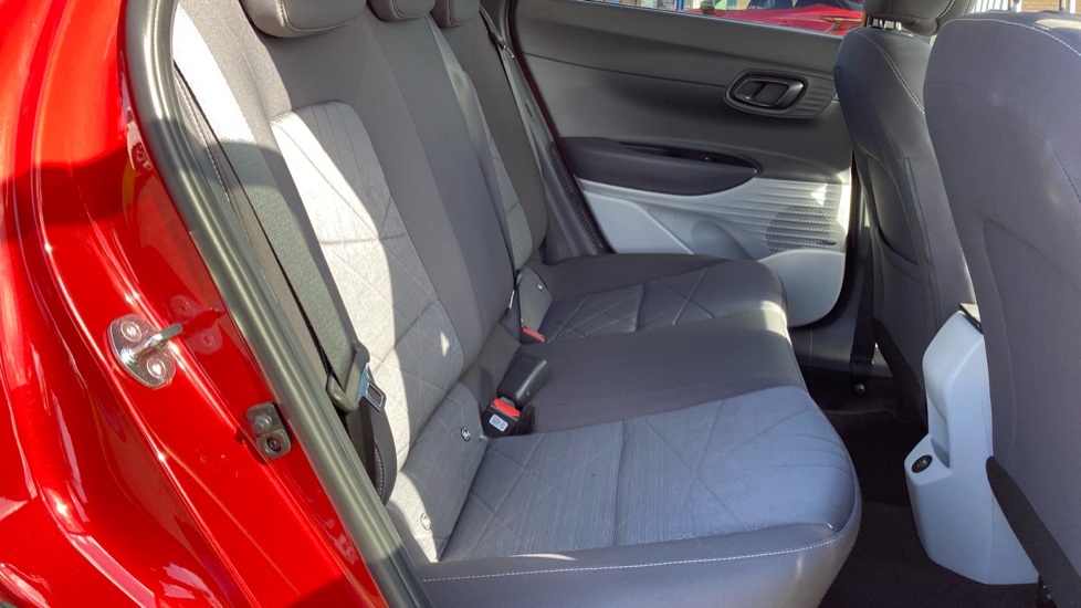 Hyundai BAYON 1.0 TGDi 48V MHEV Ultimate 5dr Petrol Hatchback - Image 16