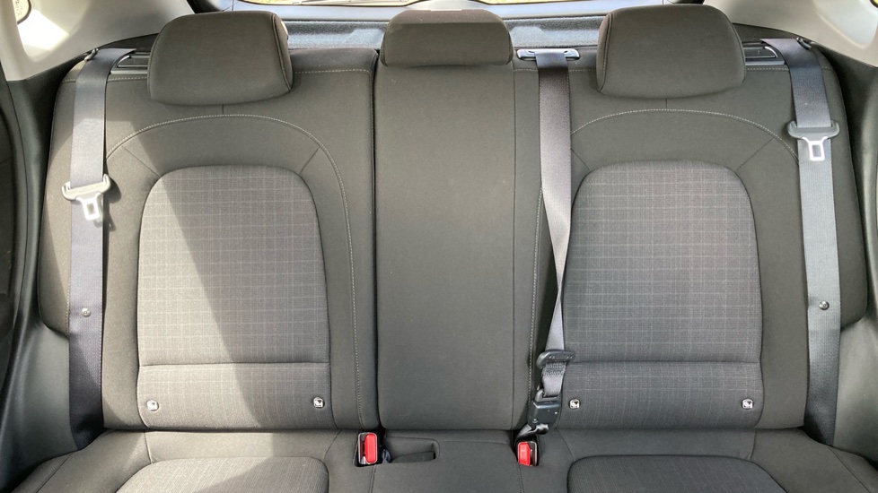Hyundai KONA 1.6 GDi Hybrid Premium 5dr DCT Hybrid Hatchback - Image 15