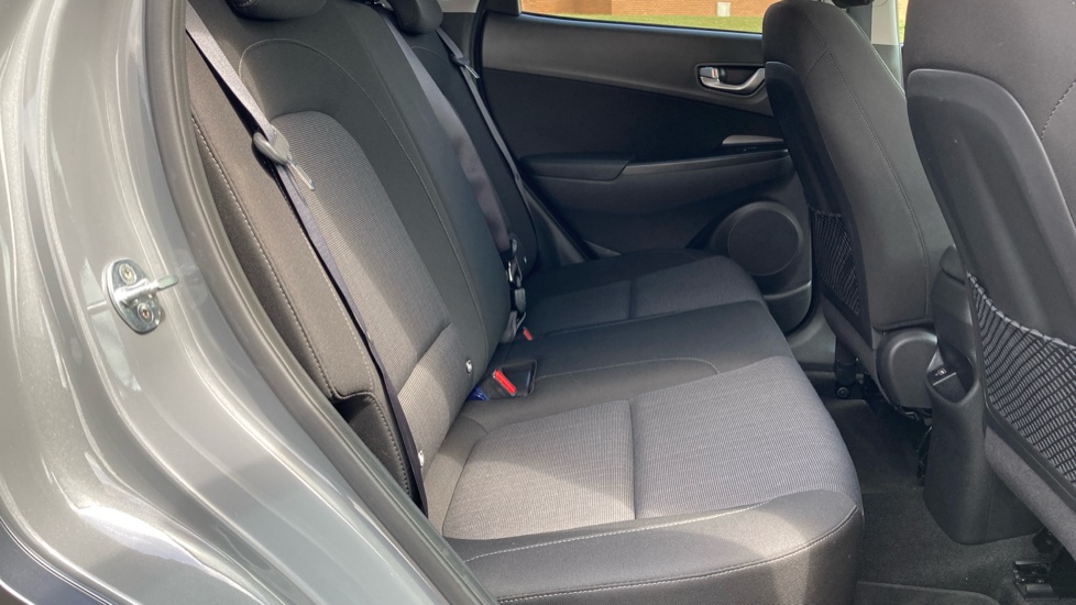 Hyundai KONA 1.6 GDi Hybrid Premium 5dr DCT Hybrid Hatchback - Image 16