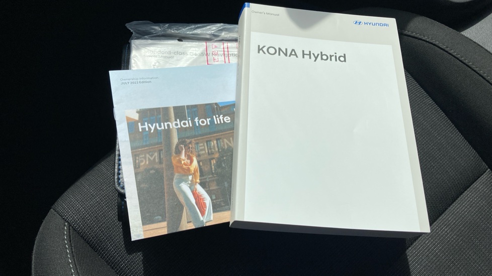 Hyundai KONA 1.6 GDi Hybrid Premium 5dr DCT Hybrid Hatchback - Image 20