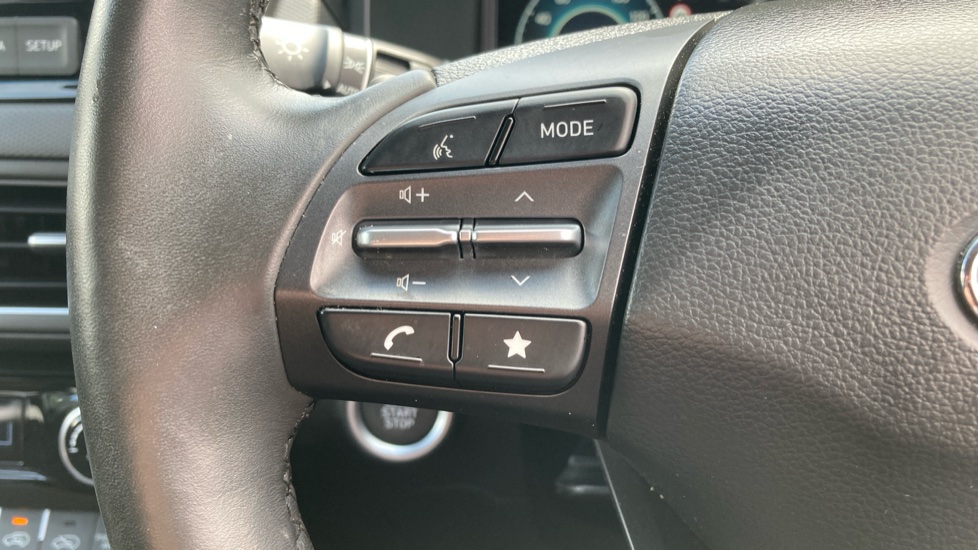 Hyundai KONA 1.6 GDi Hybrid Premium 5dr DCT Hybrid Hatchback - Image 35