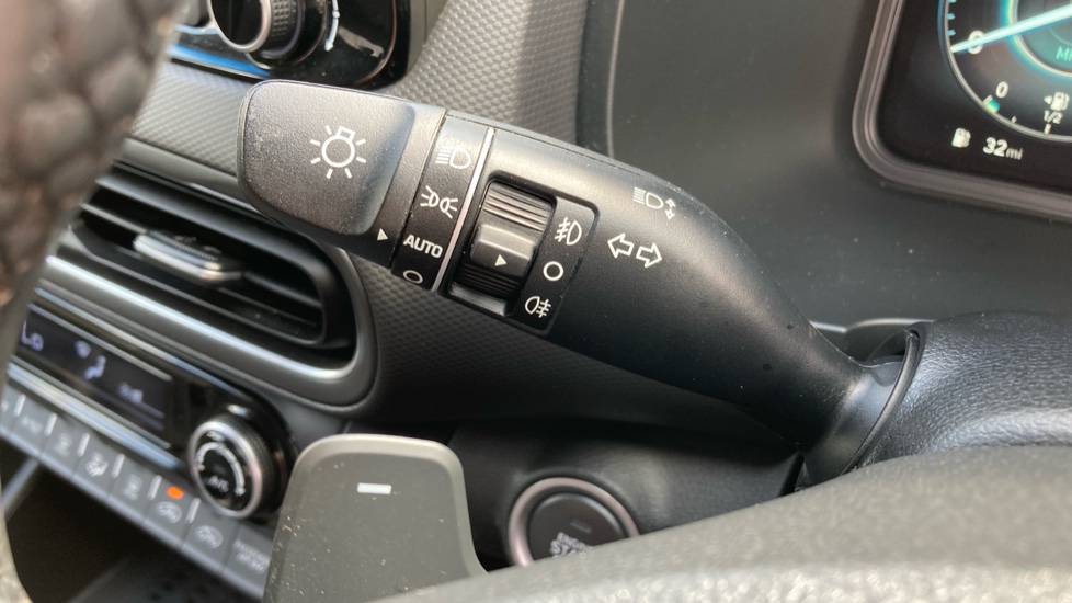 Hyundai KONA 1.6 GDi Hybrid Premium 5dr DCT Hybrid Hatchback - Image 37