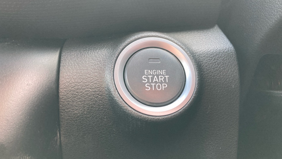 Hyundai KONA 1.6 GDi Hybrid Premium 5dr DCT Hybrid Hatchback - Image 39