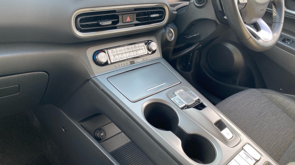 Hyundai KONA 100kW SE Connect 39kWh 5dr Auto Electric Hatchback - Image 13