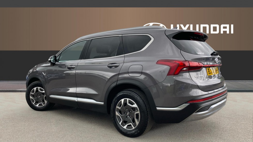 Hyundai SANTA FE 1.6 TGDi Hybrid Premium 5dr 4WD Auto Hybrid Estate - Image 2
