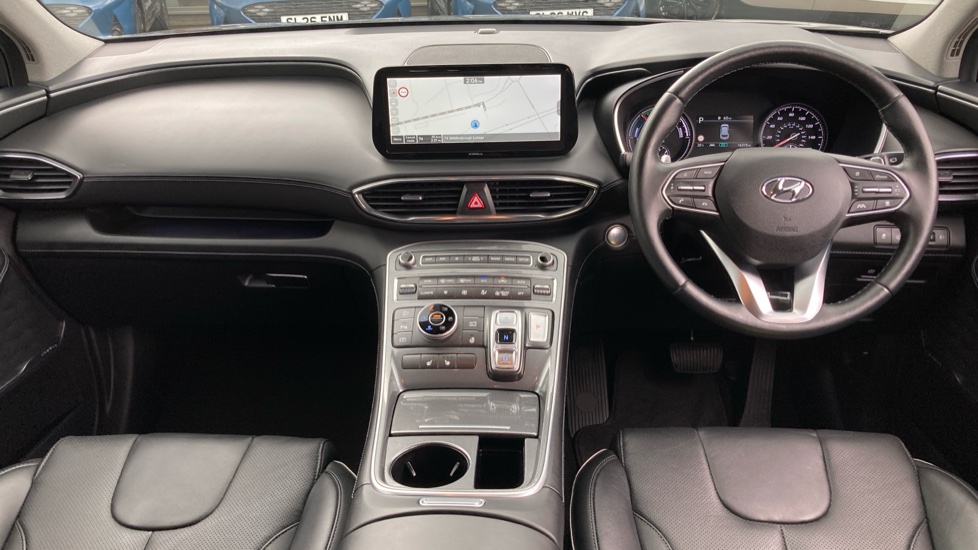 Hyundai SANTA FE 1.6 TGDi Hybrid Premium 5dr 4WD Auto Hybrid Estate - Image 10