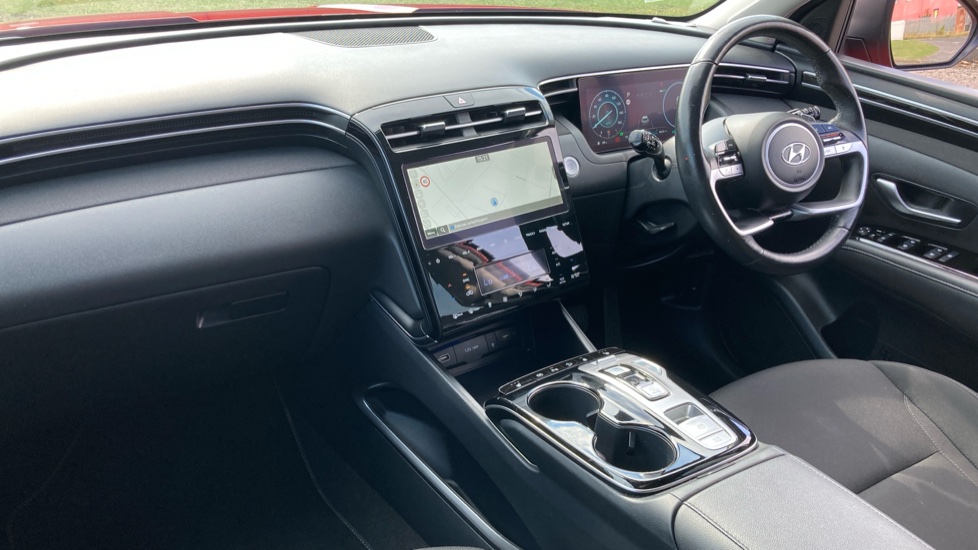 Hyundai TUCSON 1.6 TGDi Hybrid 230 Premium 5dr 2WD Auto Hybrid Estate - Image 9