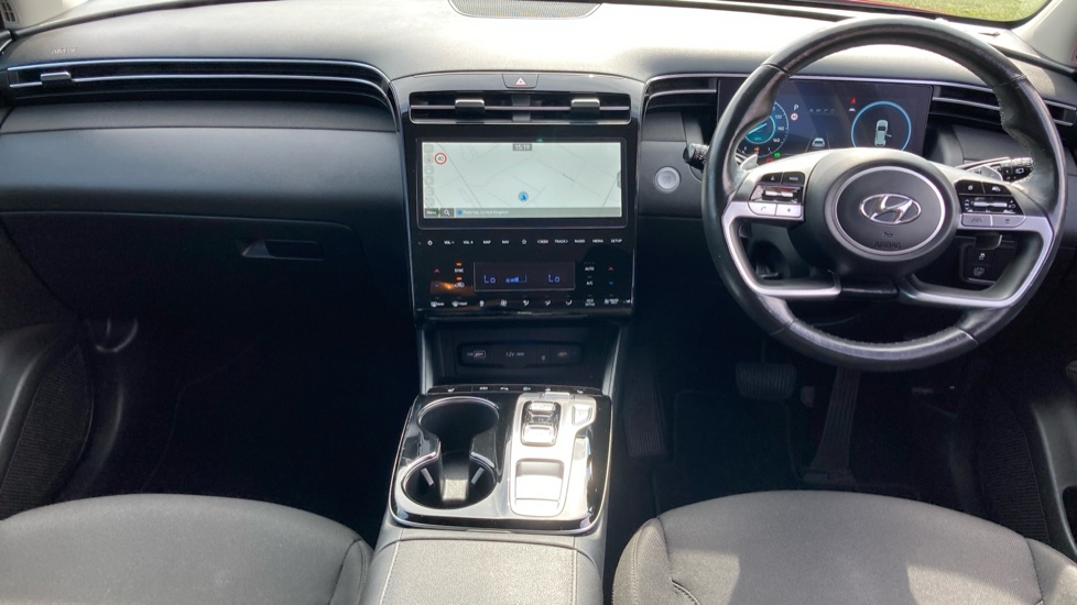 Hyundai TUCSON 1.6 TGDi Hybrid 230 Premium 5dr 2WD Auto Hybrid Estate - Image 10