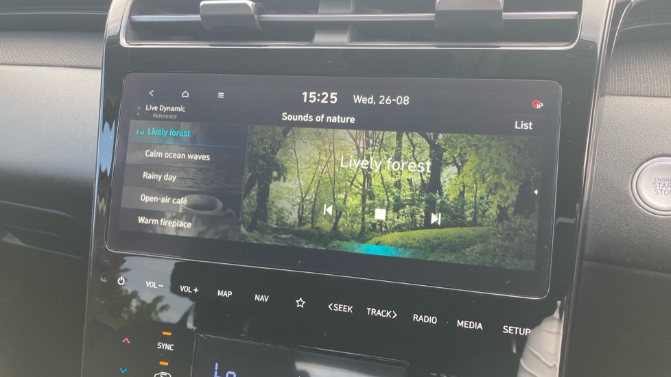 Hyundai TUCSON 1.6 TGDi Hybrid 230 Premium 5dr 2WD Auto Hybrid Estate - Image 34