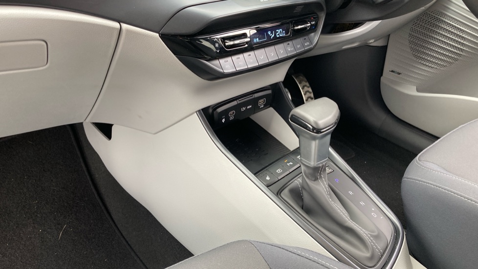 Hyundai BAYON 1.0 TGDi Ultimate 5dr DCT Petrol Hatchback - Image 13