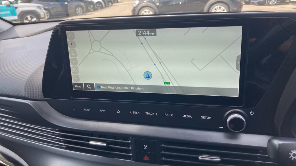 Hyundai i20 1.0T GDi 48V MHD Premium 5dr Petrol Hatchback - Image 12