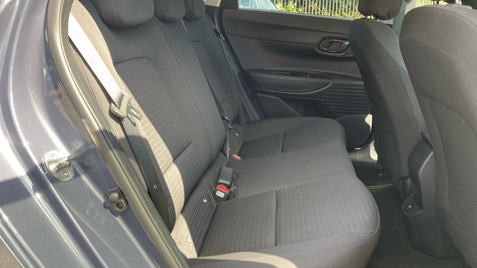 Hyundai i20 1.0T GDi 48V MHD Premium 5dr Petrol Hatchback - Image 16