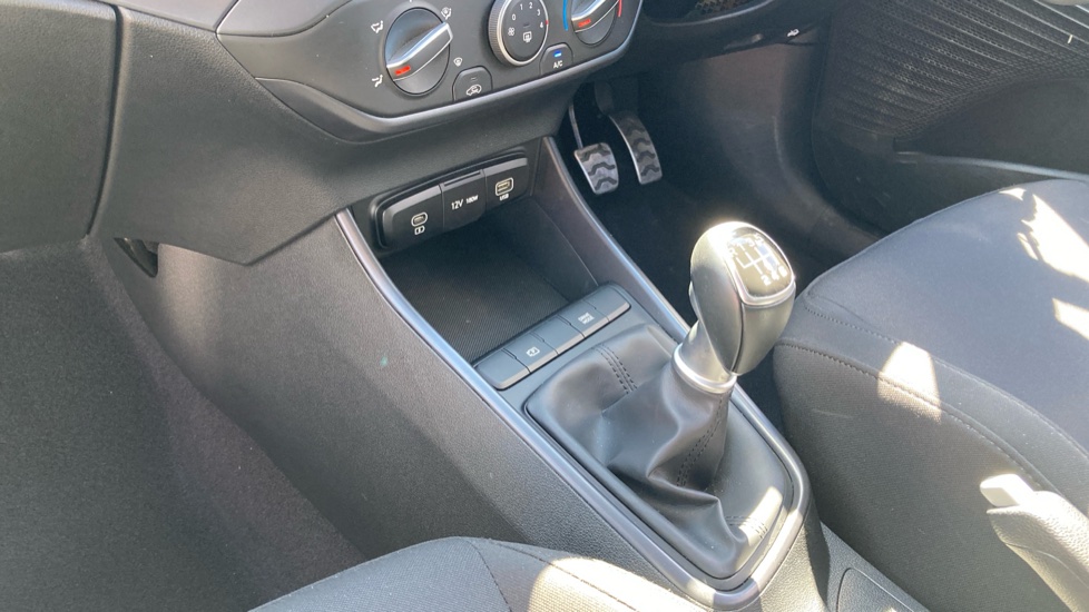 Hyundai BAYON 1.0 TGDi Advance 5dr Petrol Hatchback - Image 13