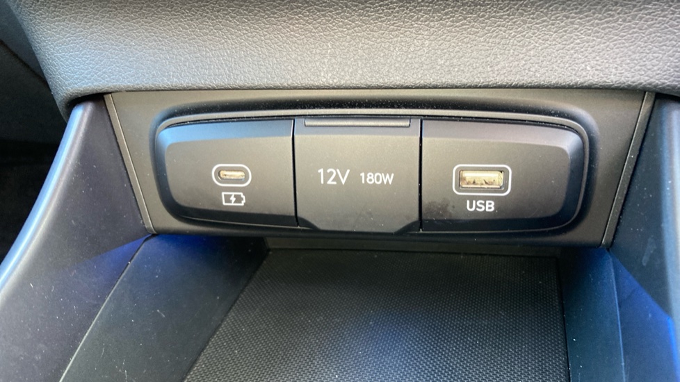 Hyundai BAYON 1.0 TGDi Advance 5dr Petrol Hatchback - Image 31
