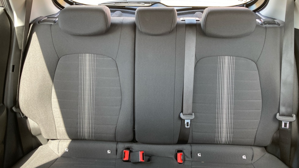 Hyundai i10 1.0 [63] Advance 5dr Auto [Nav] Petrol Hatchback - Image 15