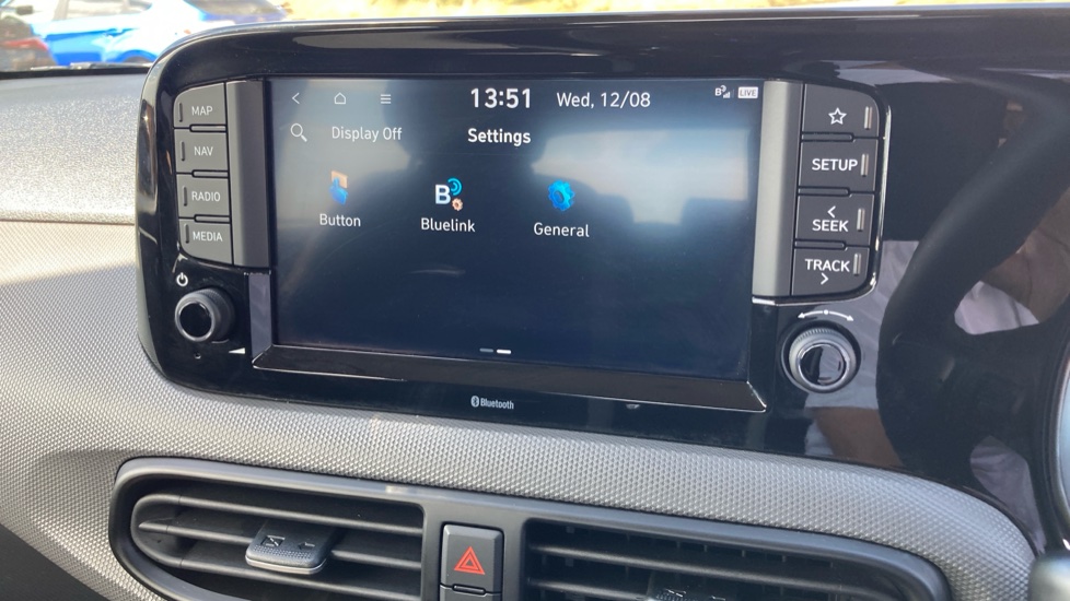 Hyundai i10 1.0 [63] Advance 5dr Auto [Nav] Petrol Hatchback - Image 35