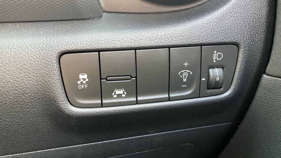 Hyundai KONA 1.0T GDi Blue Drive SE 5dr Petrol Hatchback - Image 29