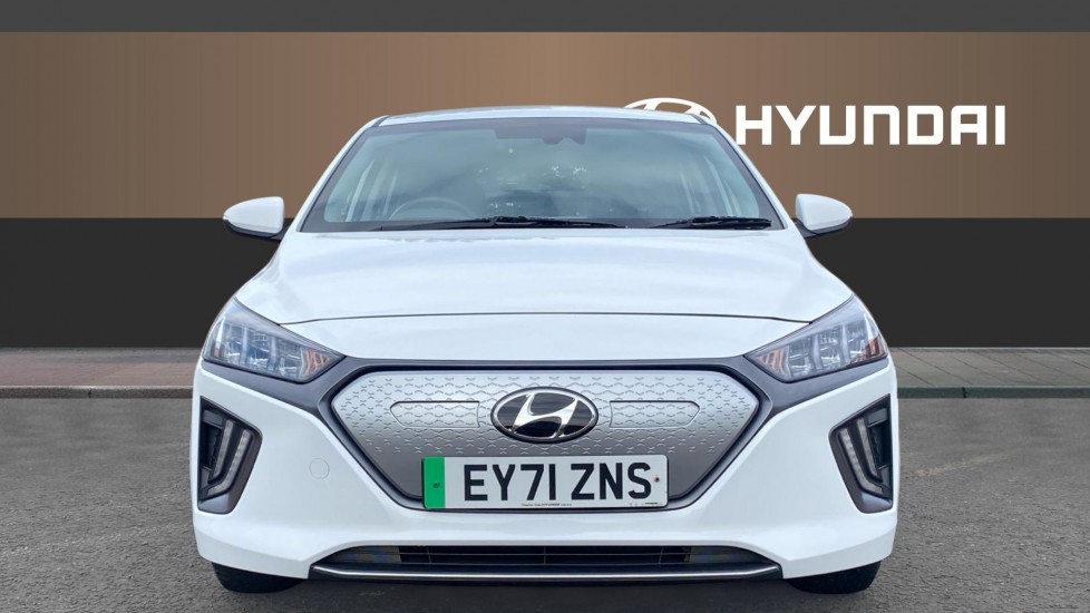 Hyundai IONIQ 100kW Premium 38kWh 5dr Auto Electric Hatchback - Image 3