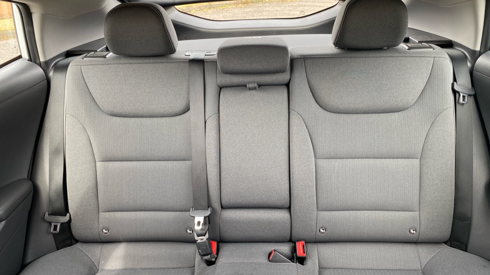 Hyundai IONIQ 100kW Premium 38kWh 5dr Auto Electric Hatchback - Image 15