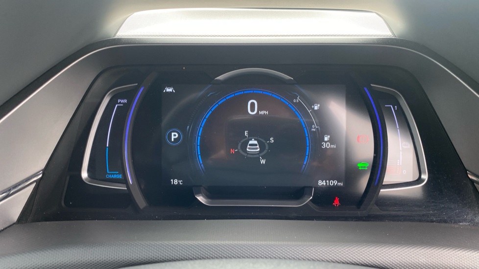 Hyundai IONIQ 100kW Premium 38kWh 5dr Auto Electric Hatchback - Image 18