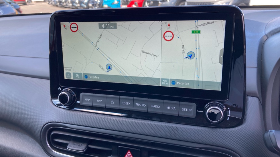 Hyundai KONA 1.6 GDi Hybrid Premium 5dr DCT Hybrid Hatchback - Image 12