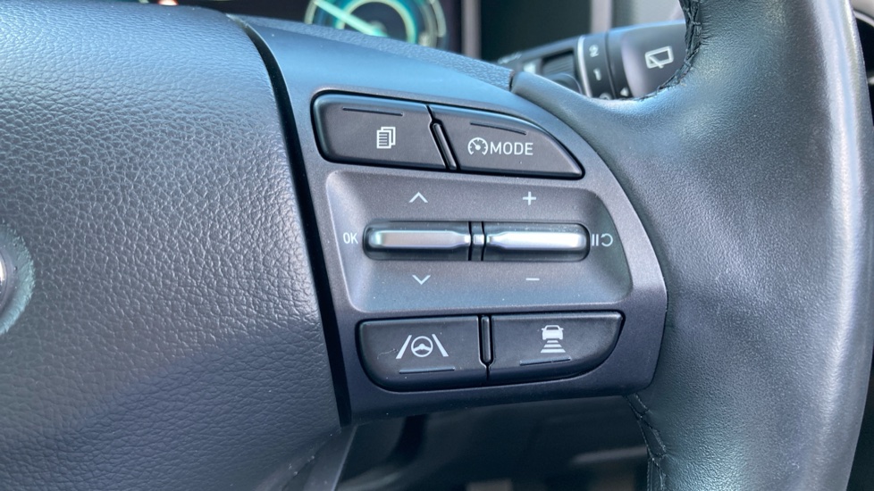 Hyundai KONA 1.6 GDi Hybrid Premium 5dr DCT Hybrid Hatchback - Image 33