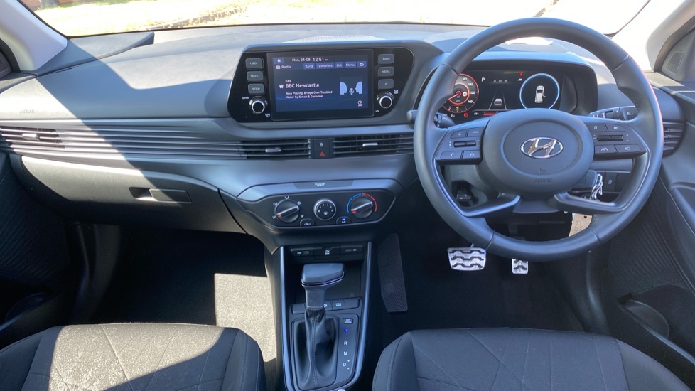 Hyundai BAYON 1.0 TGDi 48V MHEV SE Connect 5dr DCT Petrol Hatchback - Image 10