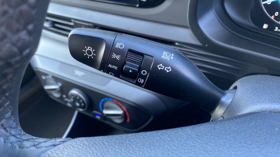 Hyundai BAYON 1.0 TGDi 48V MHEV SE Connect 5dr DCT Petrol Hatchback - Image 30