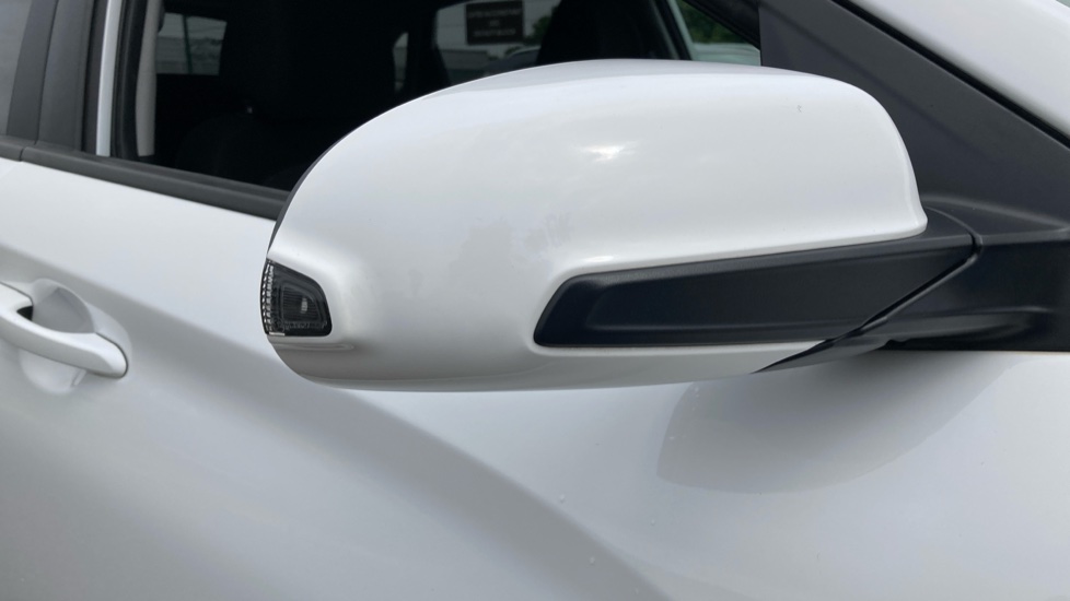 Hyundai KONA 150kW Premium 64kWh 5dr Auto Electric Hatchback - Image 28