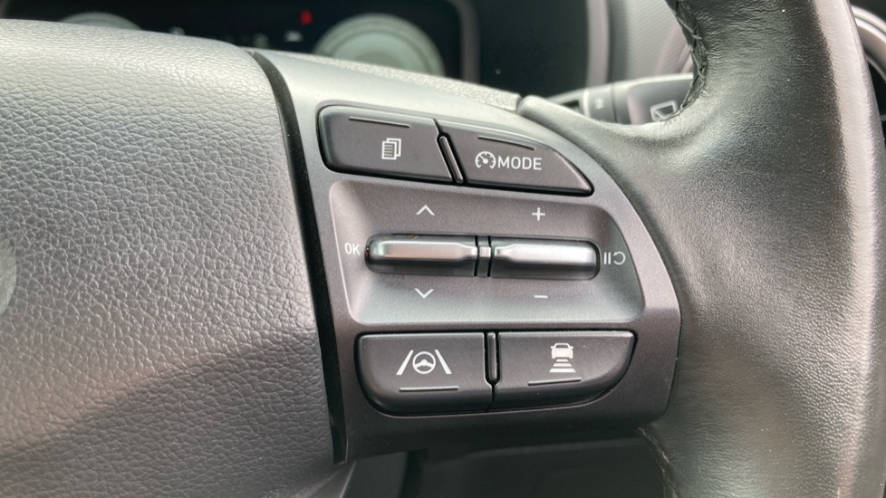Hyundai KONA 150kW Premium 64kWh 5dr Auto Electric Hatchback - Image 33