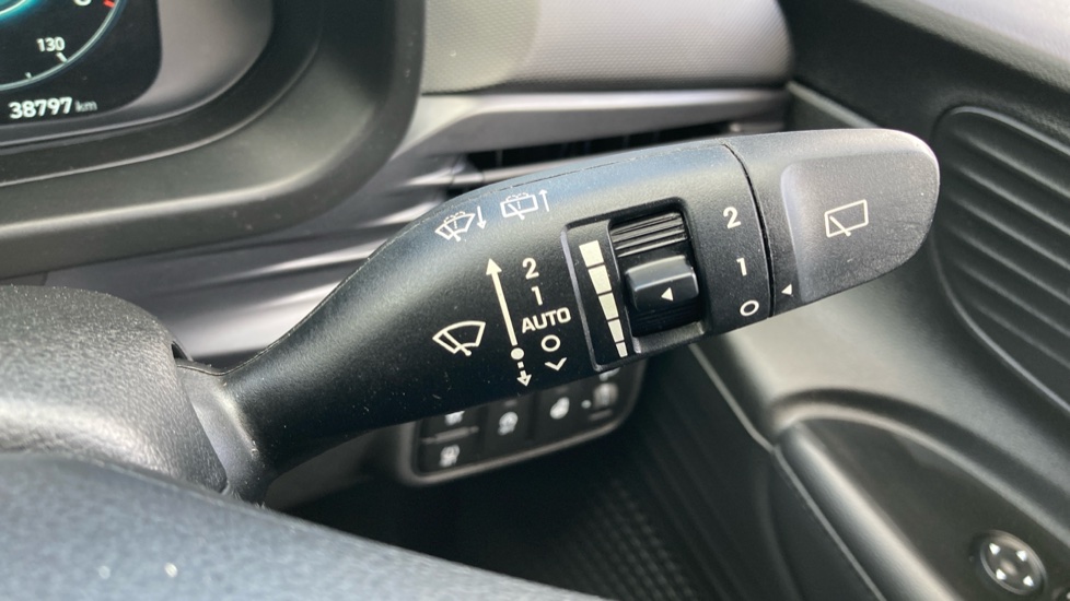 Hyundai BAYON 1.0 TGDi 48V MHEV Premium 5dr Petrol Hatchback - Image 32