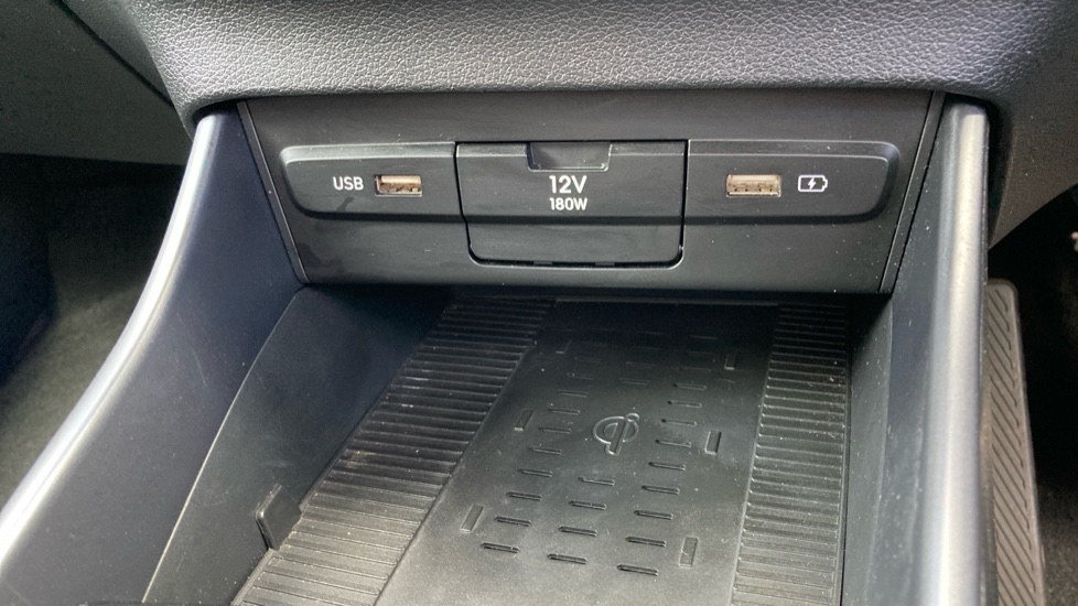 Hyundai BAYON 1.0 TGDi 48V MHEV Premium 5dr Petrol Hatchback - Image 36