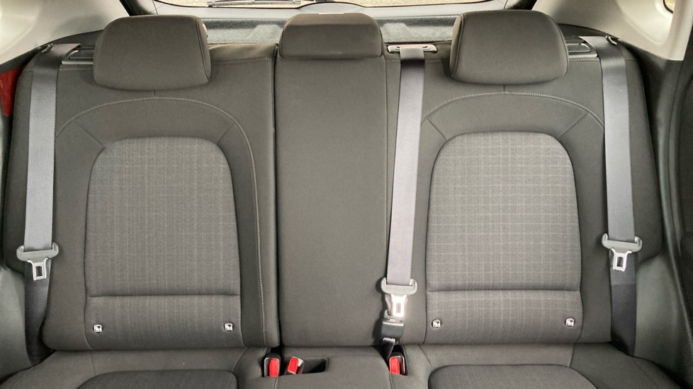 Hyundai KONA 1.6 GDi Hybrid Premium 5dr DCT Hybrid Hatchback - Image 15