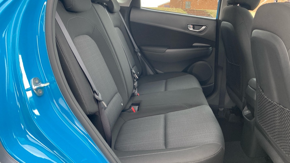 Hyundai KONA 1.6 GDi Hybrid Premium 5dr DCT Hybrid Hatchback - Image 16
