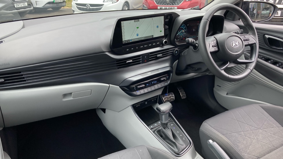 Hyundai BAYON 1.0 TGDi [120] 48V MHEV Ultimate 5dr DCT Petrol Hatchback - Image 9