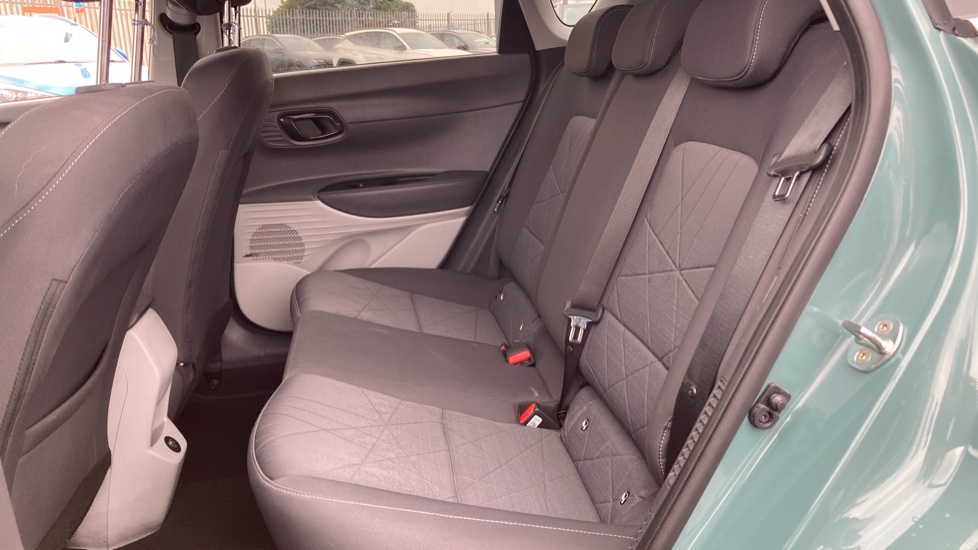 Hyundai BAYON 1.0 TGDi [120] 48V MHEV Ultimate 5dr DCT Petrol Hatchback - Image 16