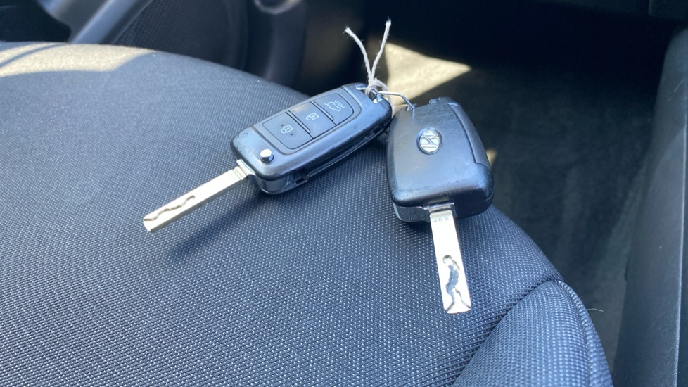 Hyundai TUCSON 1.6 TGDi SE Connect 5dr 2WD Petrol Estate - Image 19