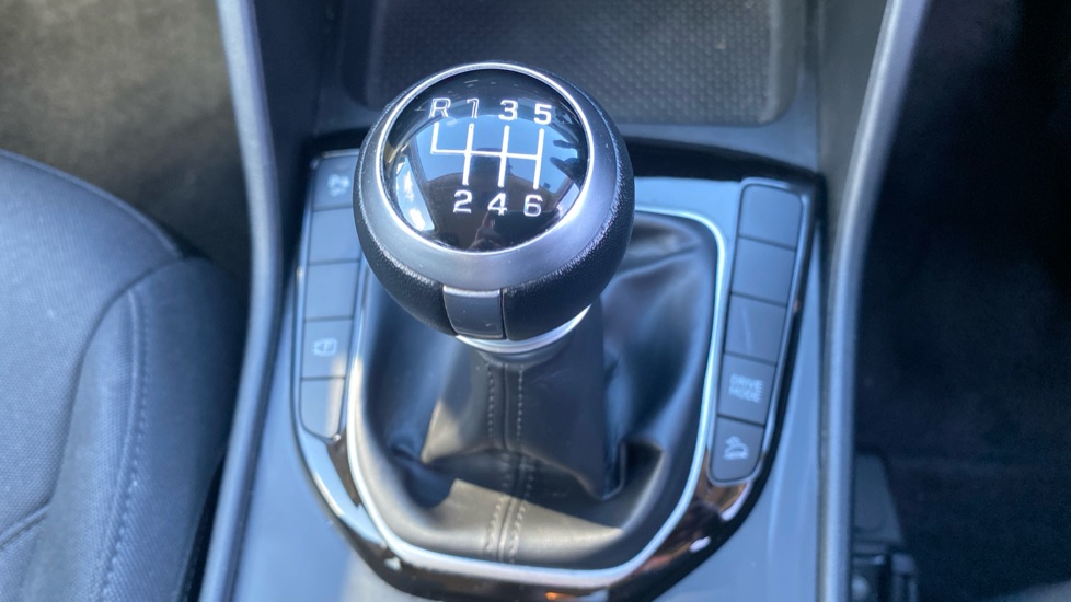 Hyundai TUCSON 1.6 TGDi SE Connect 5dr 2WD Petrol Estate - Image 30