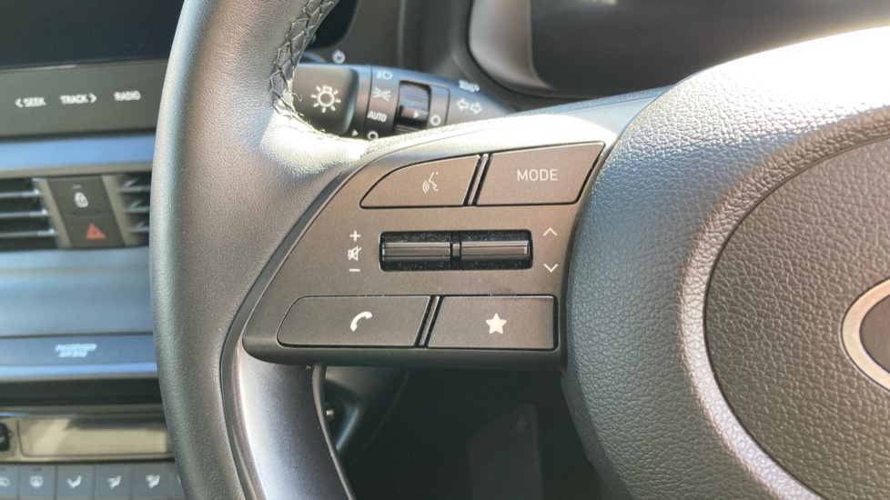 Hyundai i20 1.0T GDi Premium 5dr Petrol Hatchback - Image 24