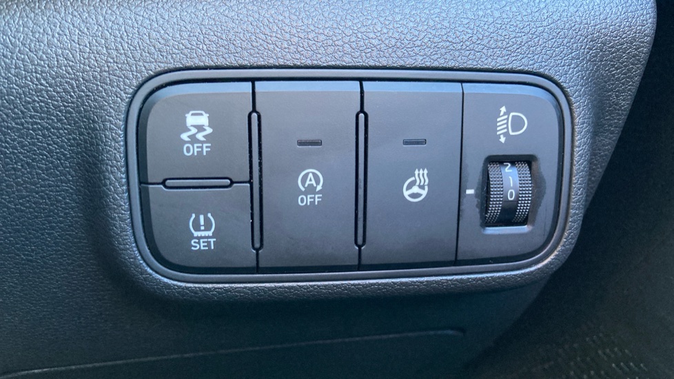Hyundai i20 1.0T GDi Premium 5dr Petrol Hatchback - Image 26