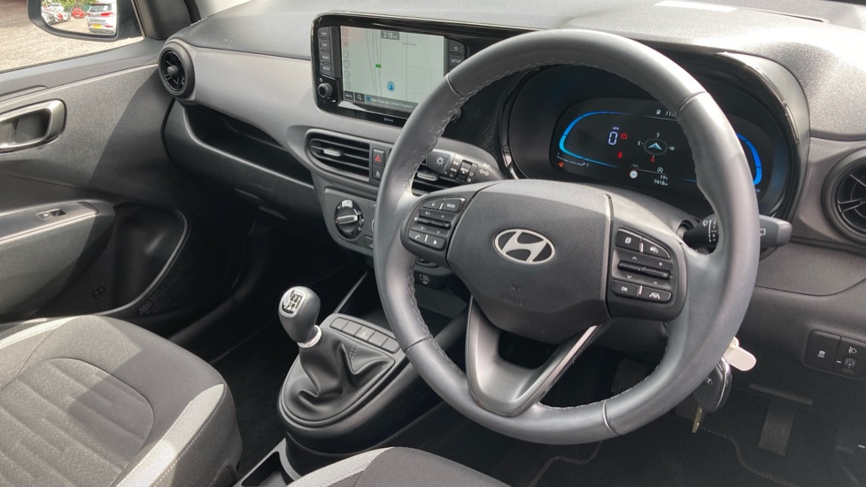 Hyundai i10 1.2 [79] Advance 5dr [Nav] Petrol Hatchback - Image 11