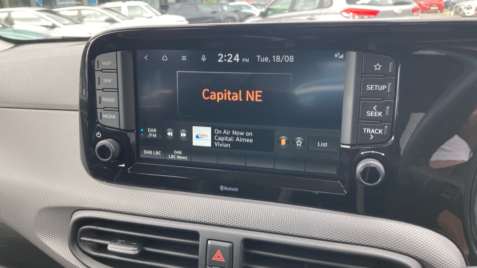 Hyundai i10 1.2 [79] Advance 5dr [Nav] Petrol Hatchback - Image 34
